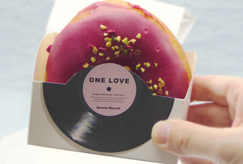 Donuts Record OneLoveピスタチオラズベリー