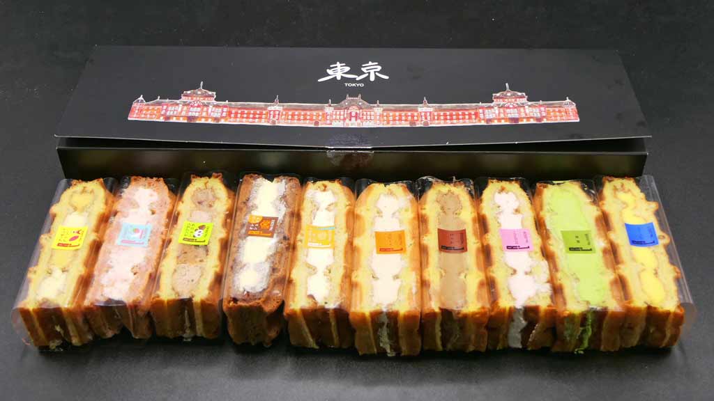 R.L waffle cakeの商品「東京駅限定 ワッフル10個セット」