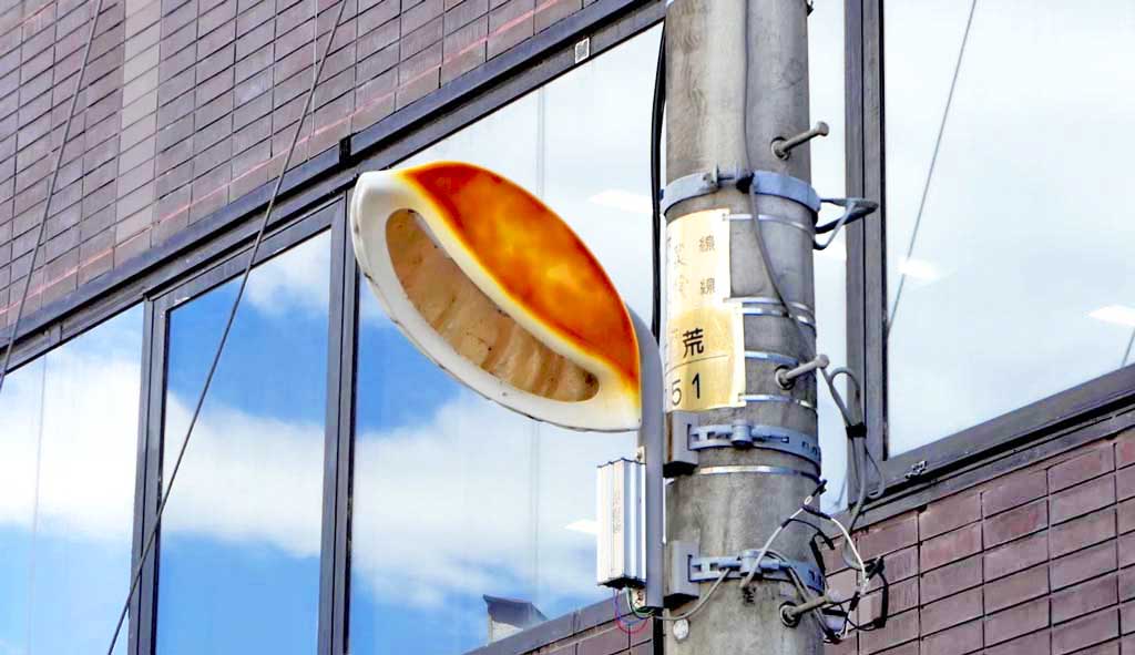 餃子通りの餃子モチーフの街灯